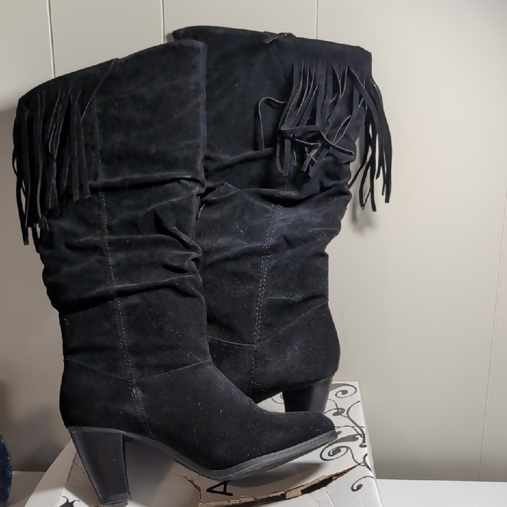 Black Heeled Fringe Boots